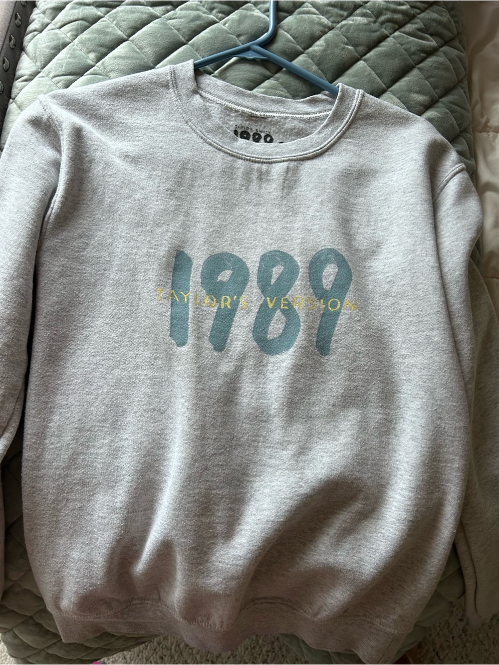 Taylor Swift Light Gray Sweatshirt with Blue and Yellow Print